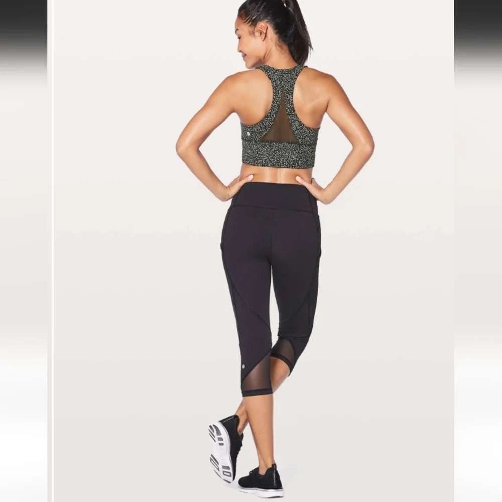 Lululemon Invigorate Bra Longline Night View White Black/Black Size 10 - Picture 4 of 11